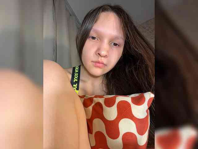 CuteLolly webcam