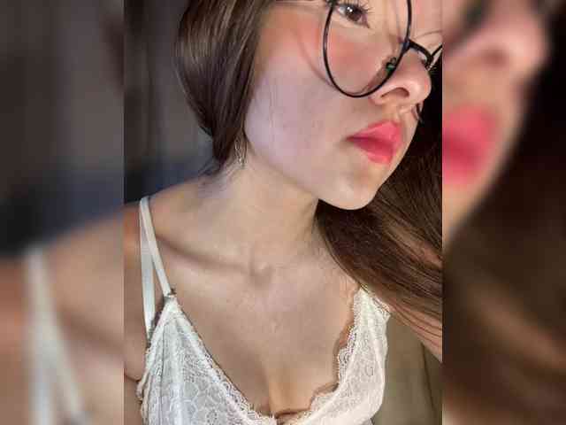 CuteLolly webcam