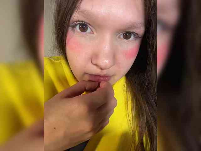 CuteLolly webcam