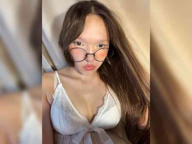 CuteLolly webcam