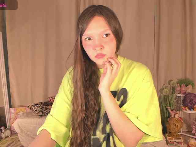 CuteLolly webcam