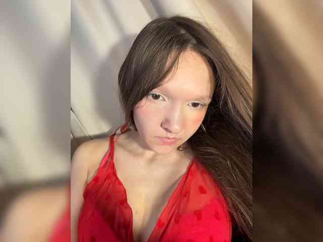 CuteLolly webcam