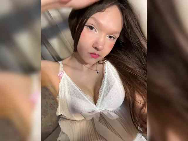CuteLolly webcam