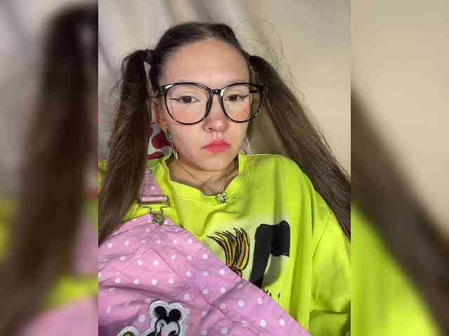 CuteLolly webcam