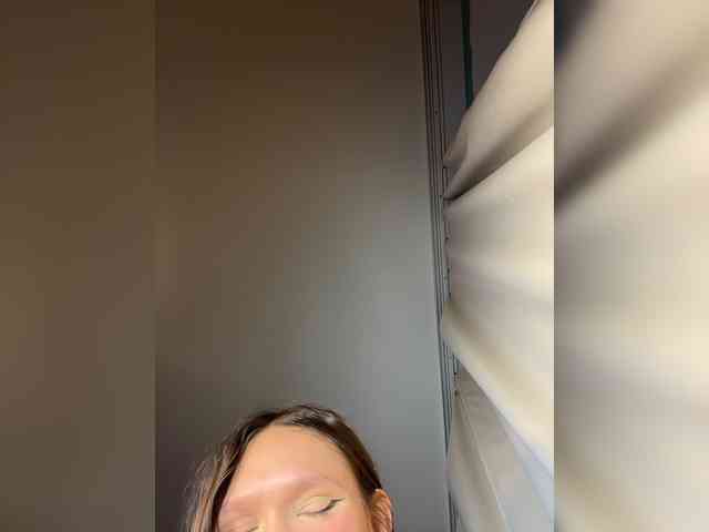 Cute-Lolly Live Webcam on BongaCams