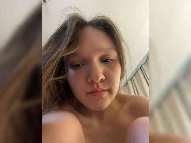 CuteLolly webcam
