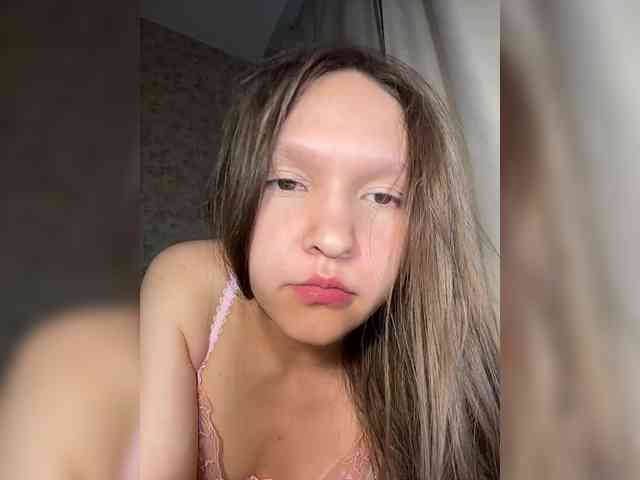 CuteLolly webcam