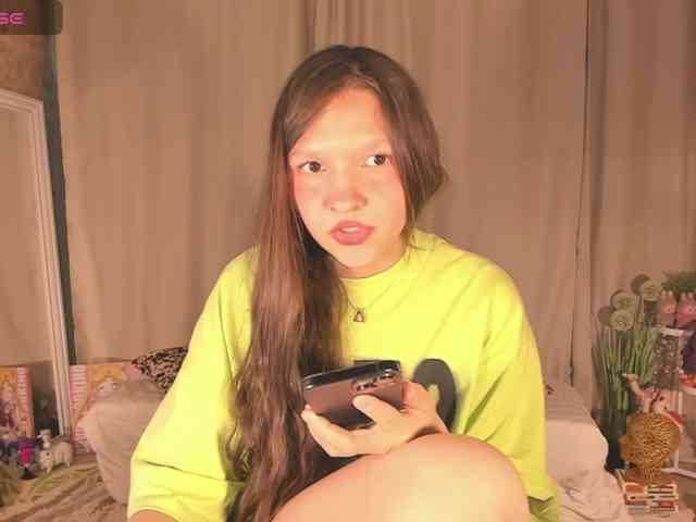 CuteLolly webcam