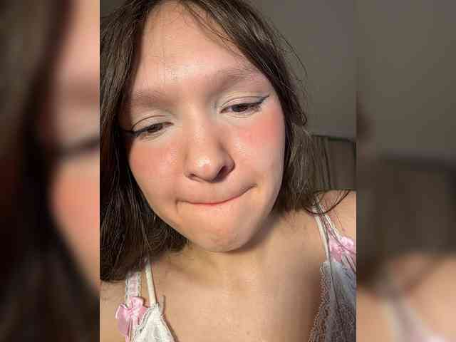 CuteLolly webcam