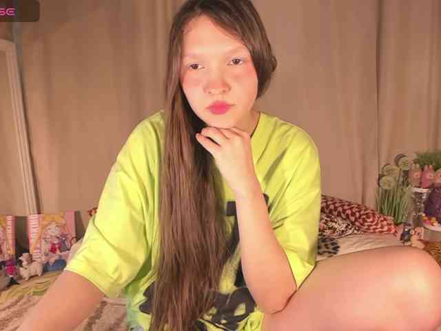 CuteLolly webcam