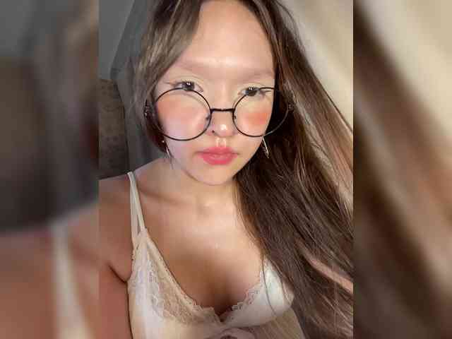 CuteLolly webcam