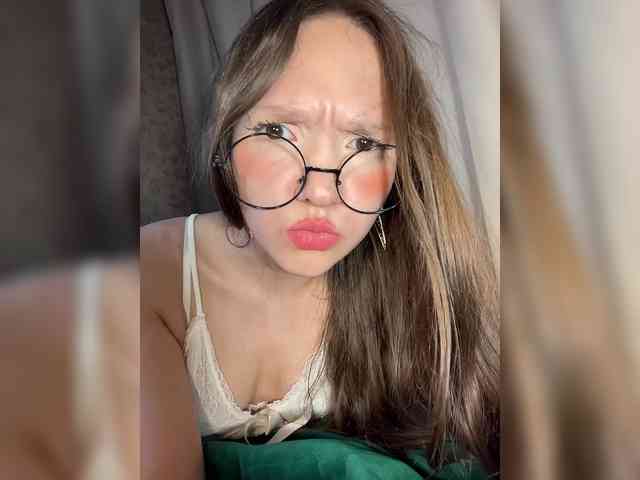 CuteLolly webcam