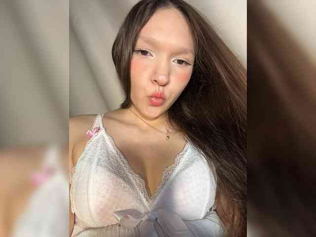 CuteLolly webcam
