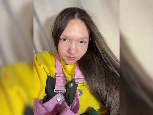 CuteLolly webcam