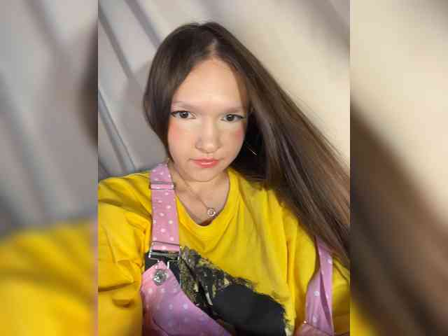 CuteLolly webcam
