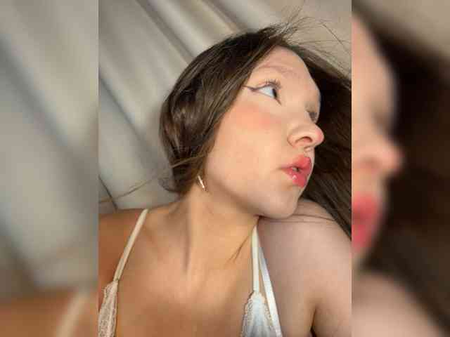 CuteLolly webcam