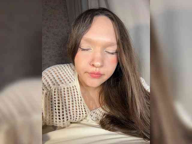 CuteLolly webcam