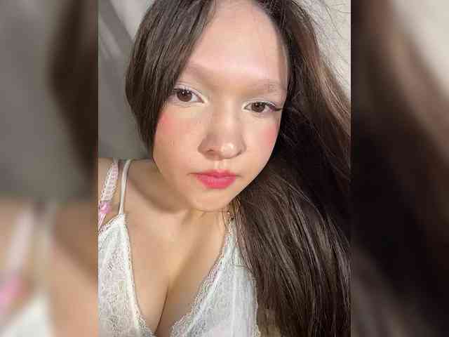 Model: CuteLolly