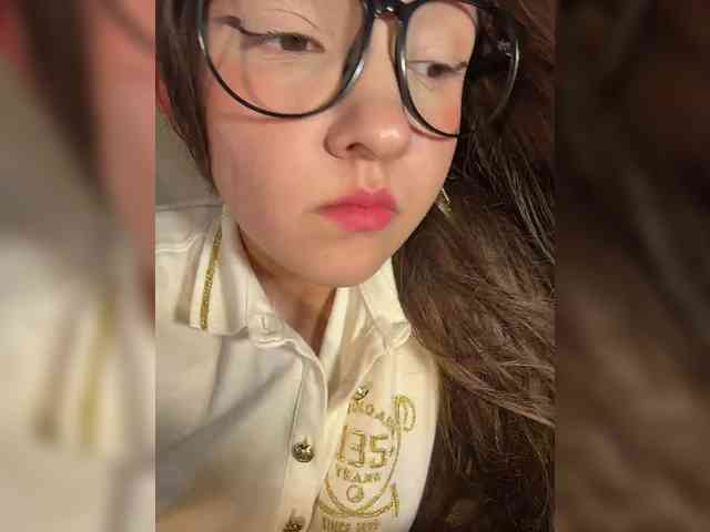CuteLolly webcam