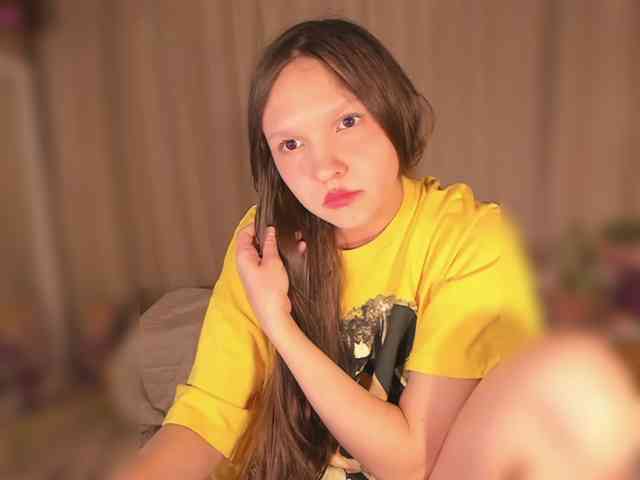 CuteLolly webcam