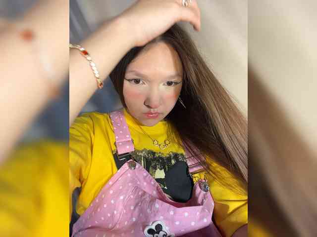 Model: CuteLolly