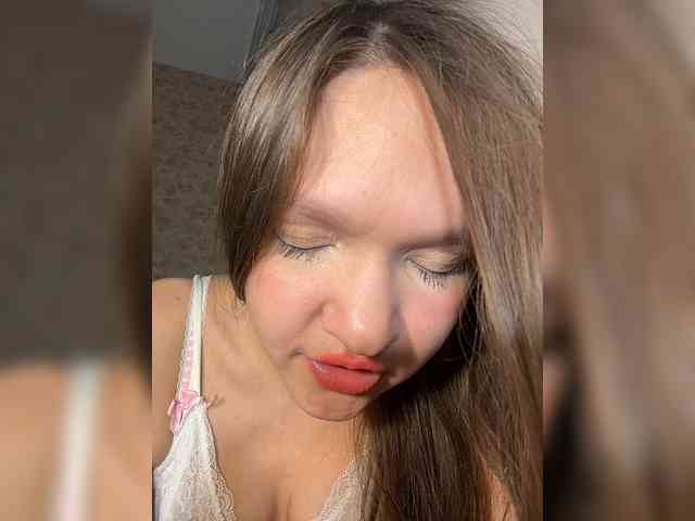 CuteLolly webcam
