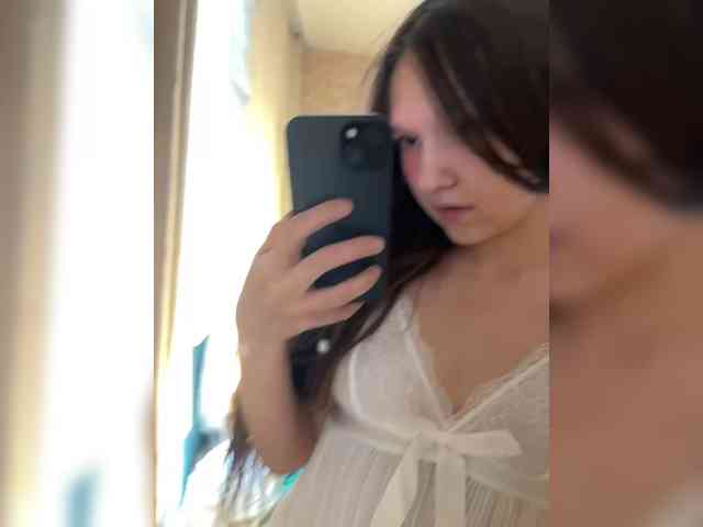 CuteLolly webcam