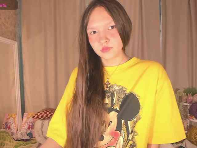 CuteLolly webcam