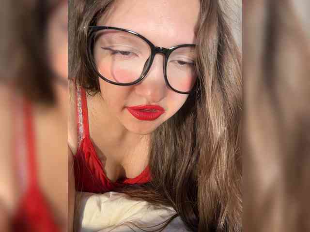 Model: CuteLolly