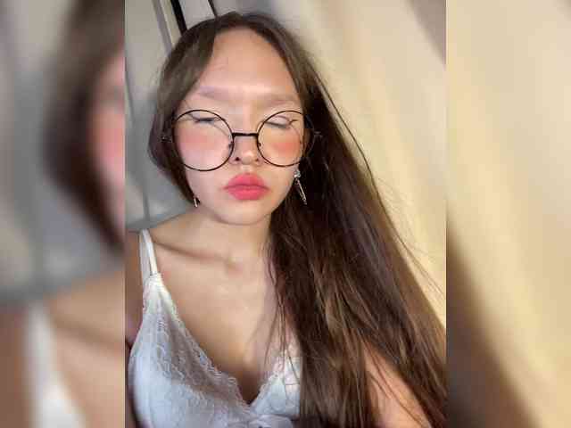 CuteLolly webcam