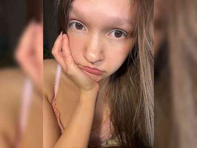 CuteLolly webcam