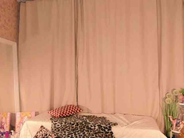 CuteLolly webcam