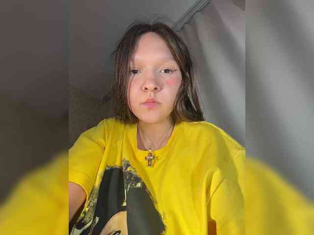 CuteLolly webcam