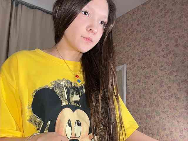 CuteLolly webcam