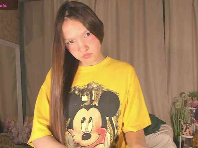 CuteLolly webcam