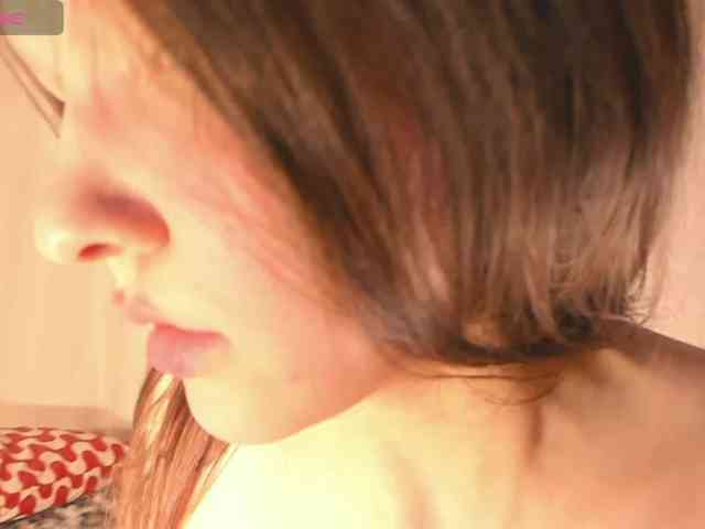 CuteLolly webcam