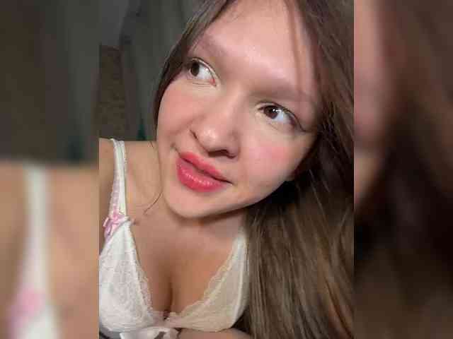 CuteLolly webcam