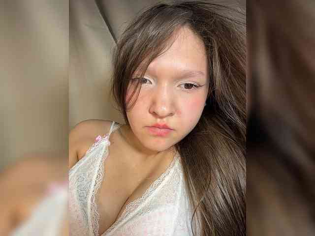 CuteLolly webcam