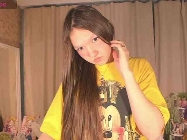 CuteLolly webcam