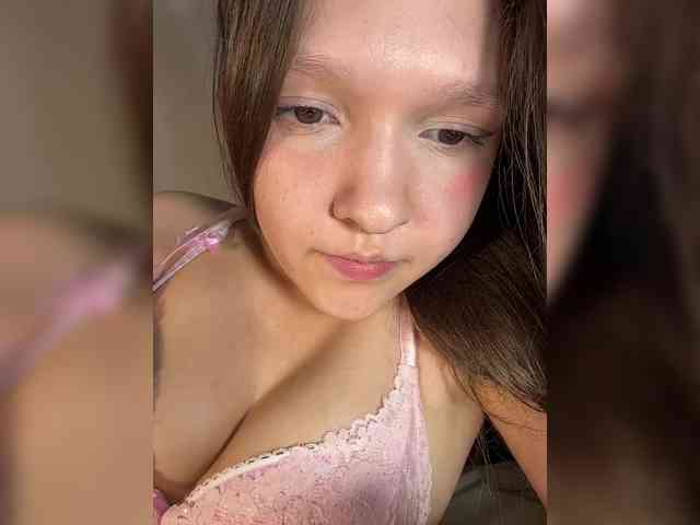 Model: CuteLolly