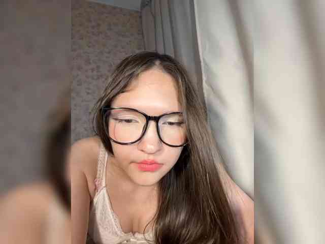 CuteLolly webcam