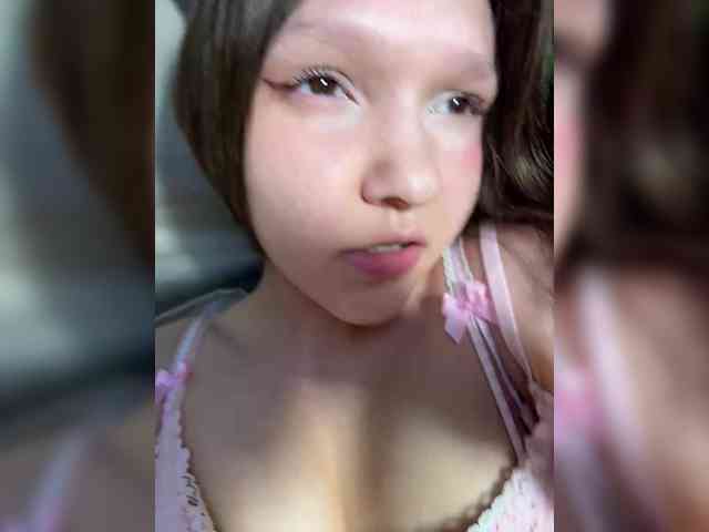 CuteLolly webcam