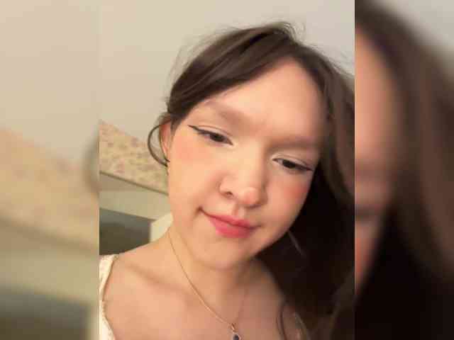 CuteLolly webcam