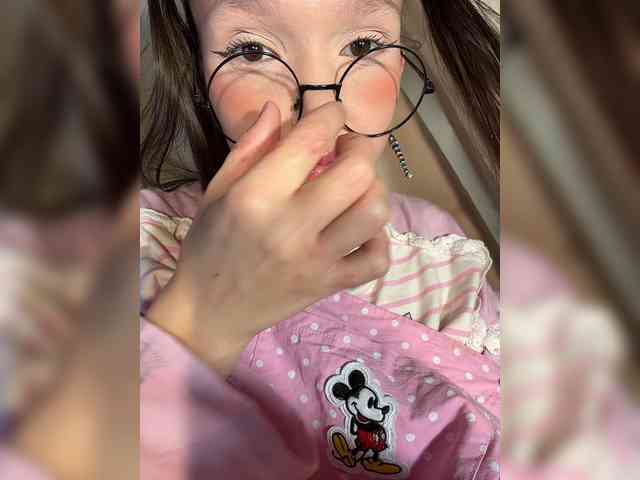 CuteLolly webcam
