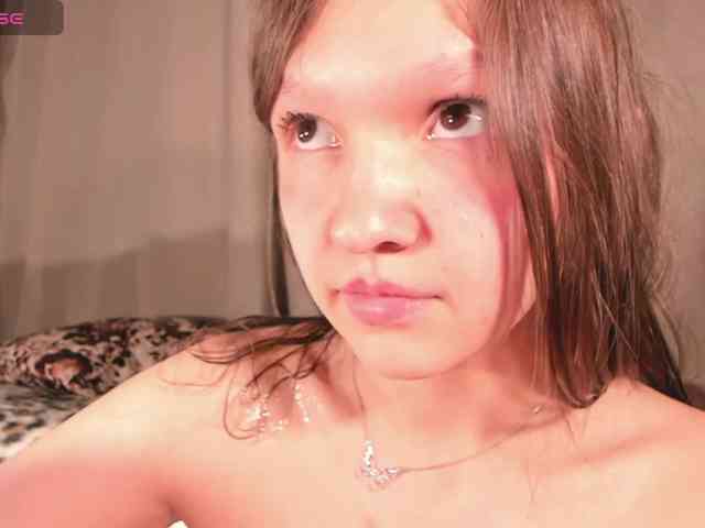 CuteLolly webcam