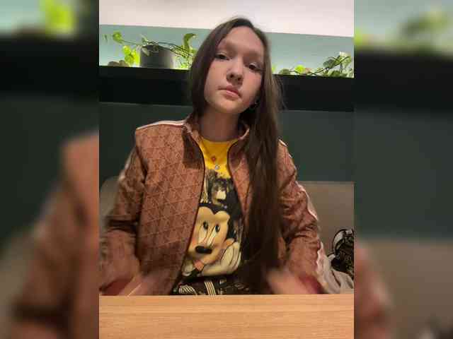 CuteLolly webcam