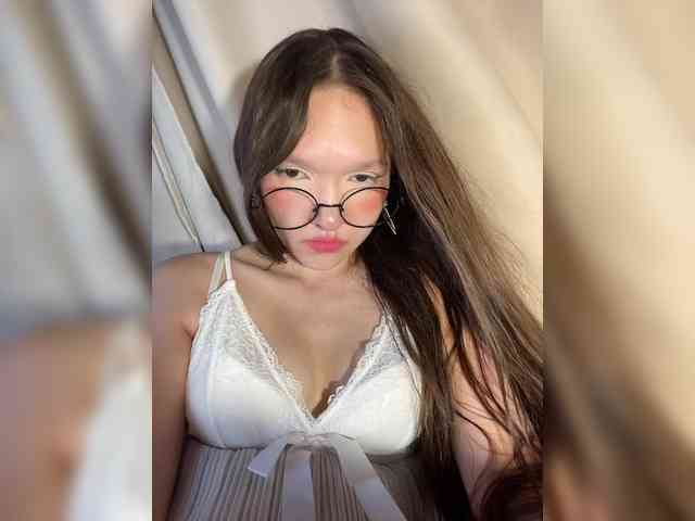 CuteLolly webcam