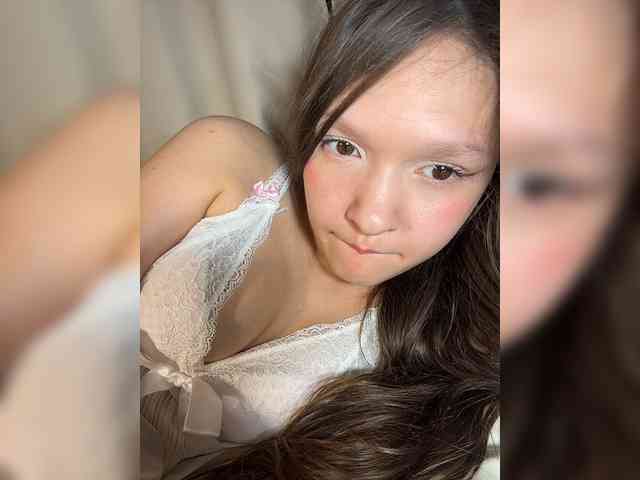 CuteLolly webcam
