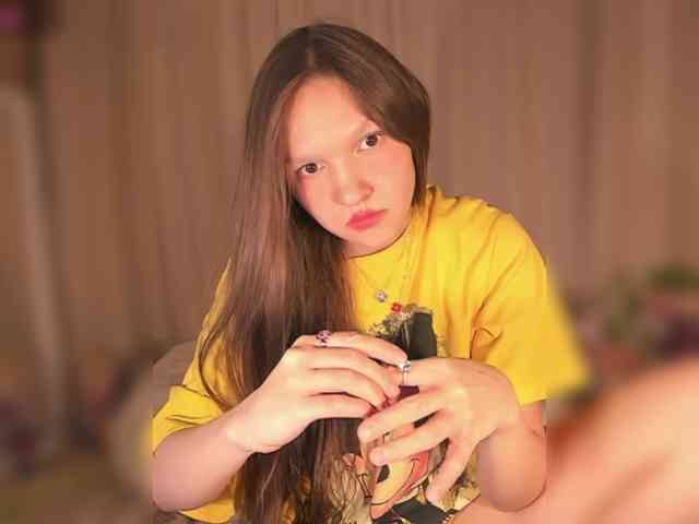 CuteLolly webcam