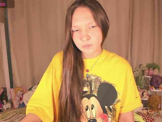 CuteLolly webcam